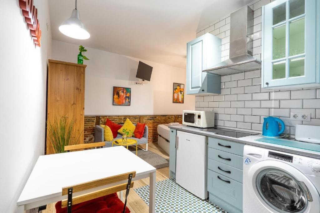 El Rastro Historic Center Apartment *